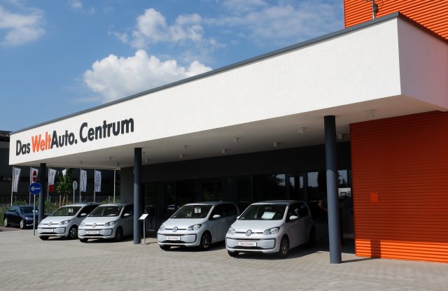 Das WeltAuto Centrum néven nyitotta meg új telephelyét a Porsche csoport használtautó-márkája