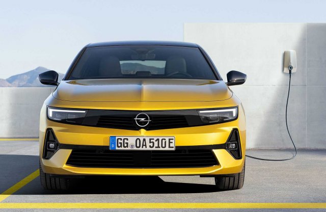 Megérkezett az Opel Astra L: az utolsó generáció, ami még benzinnel megy