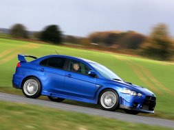 Olajkályhás Mitsubishi és Subaru csúcsmodellek?