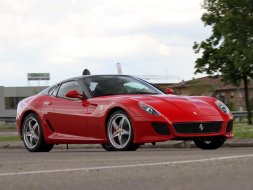 Ferrari 599 GTB Fiorano nyitott tetővel?