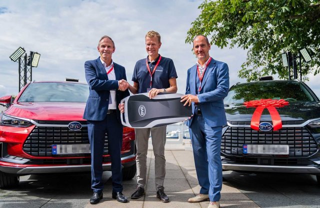 Megérkeztek az első elektromos BYD Tang SUV-k a norvég vásárlókhoz