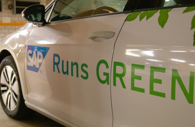 Van egy vállalat, ami teljesen egyedi módon közelíti meg a környezetbarát céges autózás fogalmát
