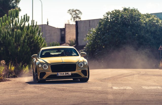 Indítsd a hétvégédet a Bentley Continental GT Speed driftelős kisfilmjével!