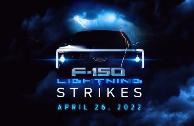 Április végén indul a villanyosított F-150-ek gyártása