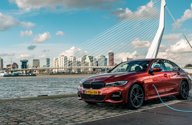 Mutatjuk, milyen méretben és részletekkel érkezik a Neue Klasse platformra épülő első BMW