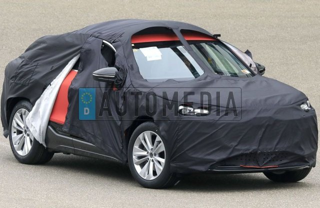 Audi logós Porsche lesz a Q6 e-tron? Már tesztelik a Sportback változat prototípusait
