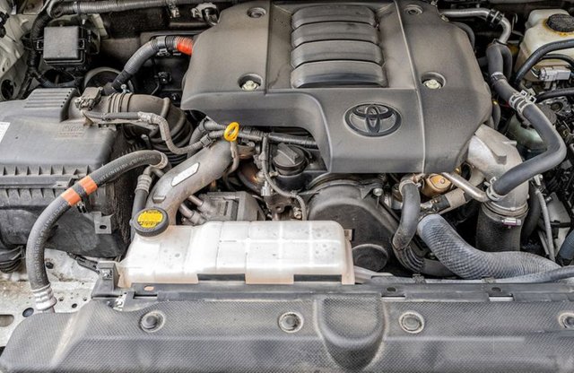 A Toyota nem engedi el a dízelmotorjait, 2023-tól még környezettudatosabbak lesznek