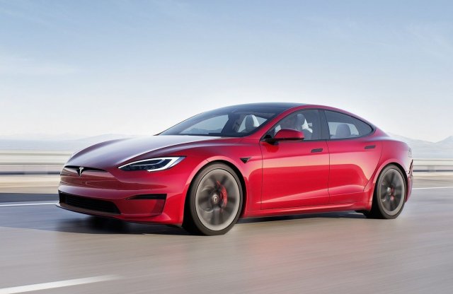 Európa is megkapja a Tesla Model S és Model X überbrutál Plaid verzióját