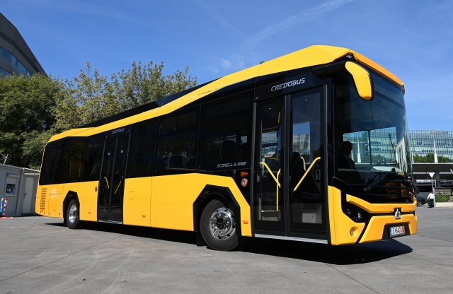 Credobus Econell 12 Next néven mutatták be a legújabb magyar buszt