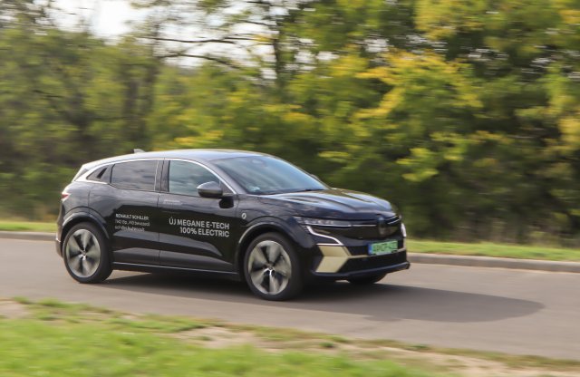 Villámteszt: Renault Megane E-TECH 100% Electric EV 60 optimum charge iconic