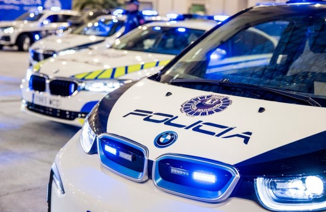 A spanyol rendőrség 169 elektromosított BMW-t vehetett át