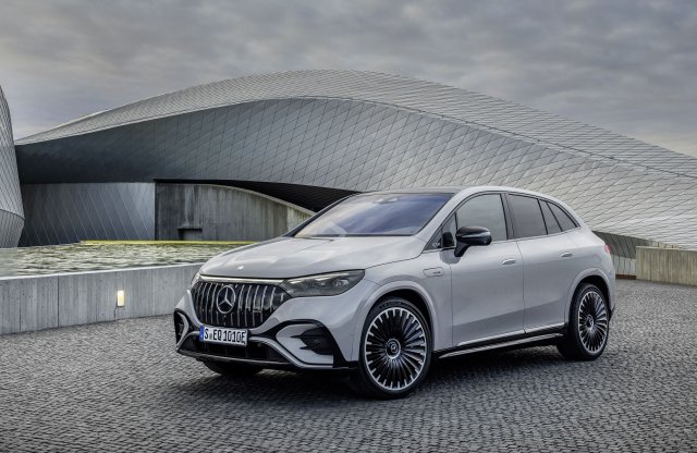 Beárazták a Mercedes új villany-SUV-ját