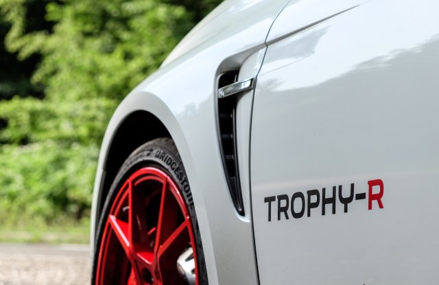 A Renault Megane RS Trophy limitált kiadása a 2023-as Tokió autószalonon debütál