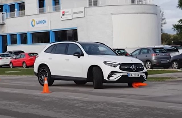 Videón az új Mercedes-Benz GLC jávorszarvastesztje