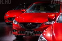 %KA%A SUV, amelynek a Mazda a máig használatos „Kodo: A mozgás lelke” dizájnfilozófiát és a mai napig kitartó rengeteg eladást köszönheti%KA%