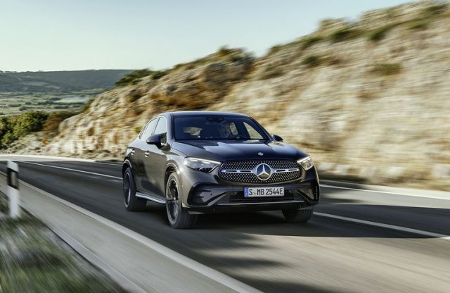 A Mercedes-Benz GLC Coupé második generációja villanymotor nélkül már nem kapható