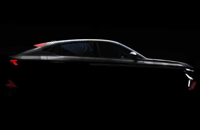 Új Renault csúcsmodell érkezik júniusban