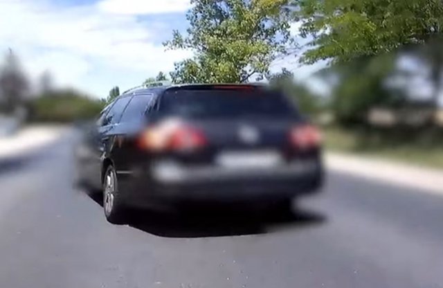 Mentőmotorossal ütközött egy autós Veszprém Vármegyében, eltiltották a vezetéstől