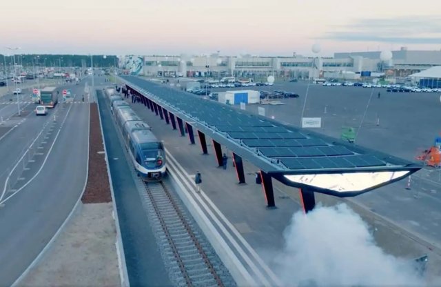 Megépült a Tesla saját vasútvonala Németországban, ám a villanymozdonyokra még várni kell
