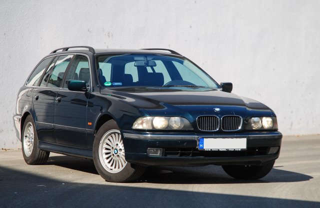 25 évvel ezelőtt tényleg mást jelentett 5-ös BMW-vel járni?