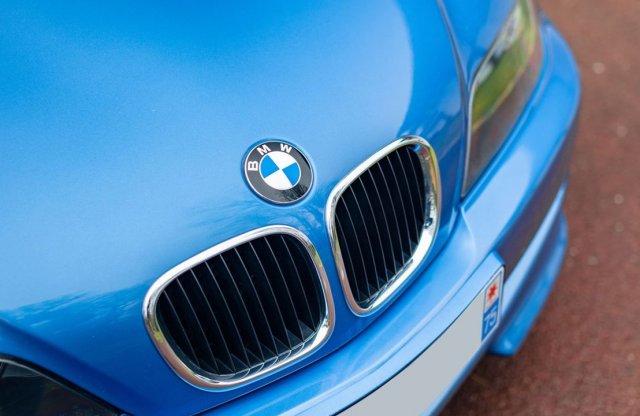 Újabb izgalmas BMW modell tűnt fel egy aukciós oldalon, igaz, az árát is megkérik