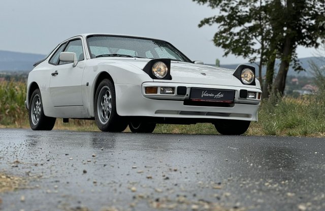 A veteránozás szűretlen élménye, Dacia áron - Porsche 944