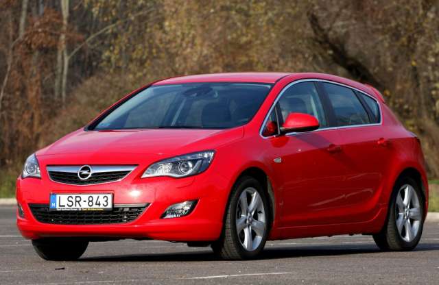 Opel Astra 1.4 Turbo Sport teszt
