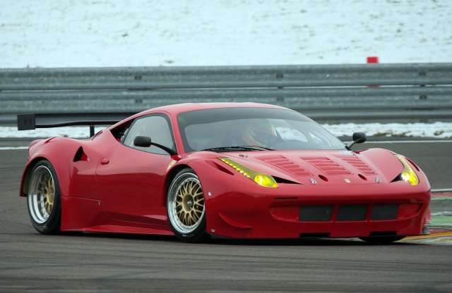 Teszten a Ferrari 458 Italia GT2