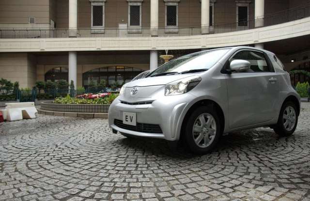Toyota IQ EV – 105 kilométer villannyal