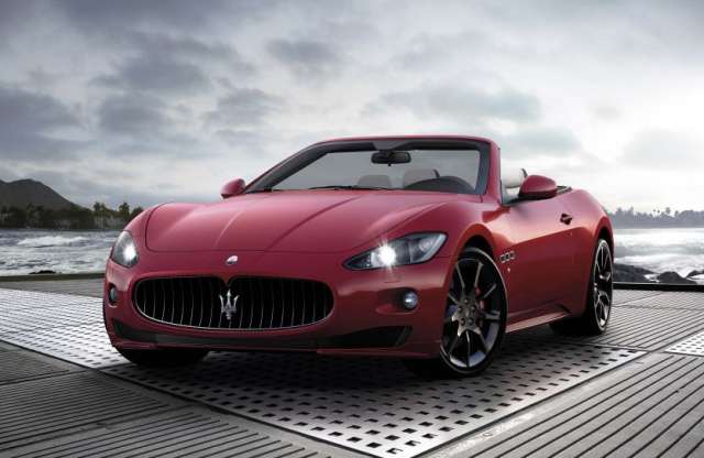 450 lovas Maserati GranCabrio Sport