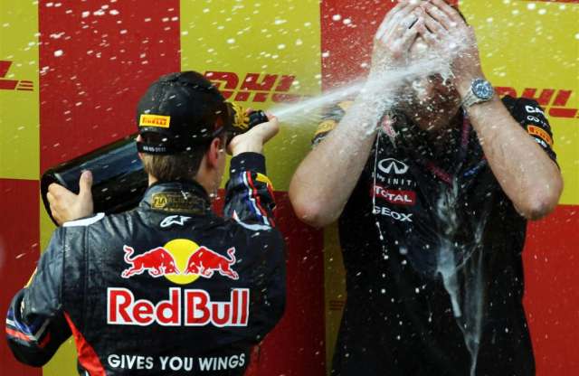 Sebastian Vettelt figyelmeztették: ne igyon!