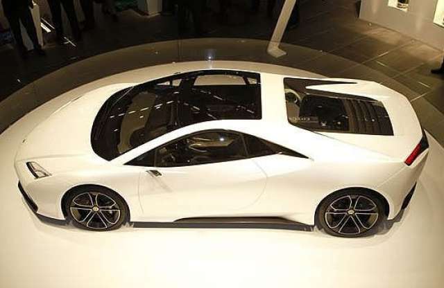 570 lóerős az új Lotus Esprit V8