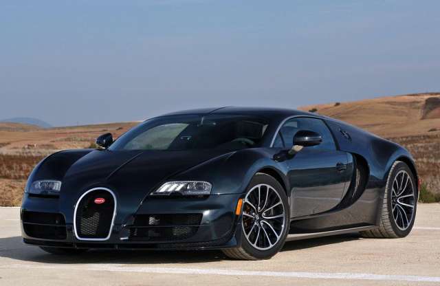 Elkelt az utolsó Bugatti Veyron