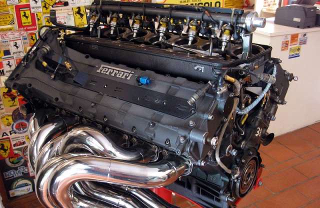 V6-os turbómotor lehet az F1-ben 2014-től