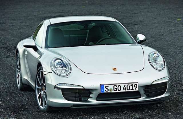 Kiszivárogtak az új Porsche 911 képei