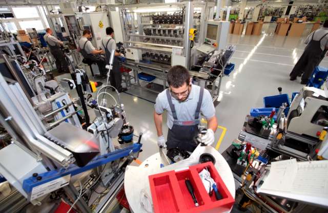 Átadták a Bosch új miskolci gyártócsarnokát