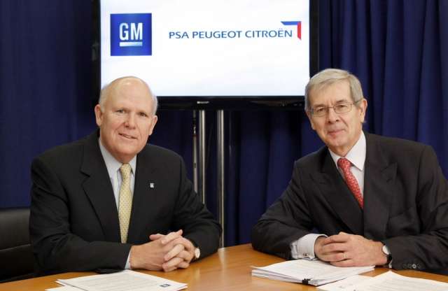 Frigyre lép a PSA Peugeot Citroën és a General Motors