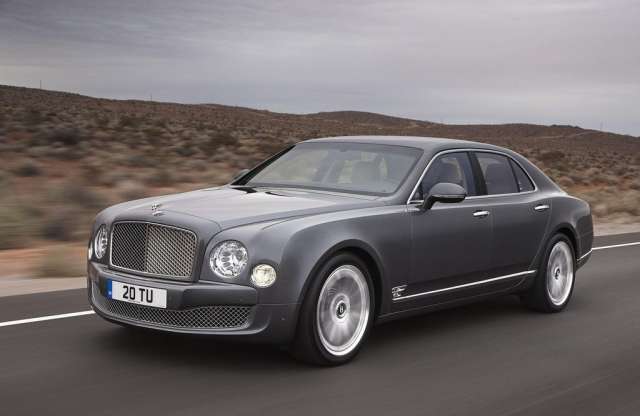 Rágyorsult 2012-re a Bentley