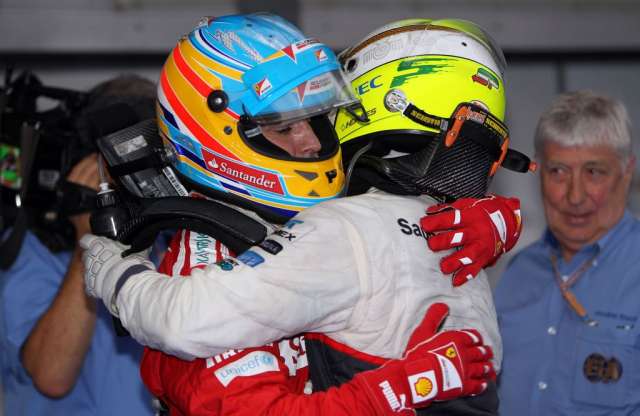 F1: Ferrari-siker a Maláj Nagydíjon