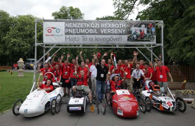 Szegedi győzelem a Bosch Rexroth Pneumobil versenyen