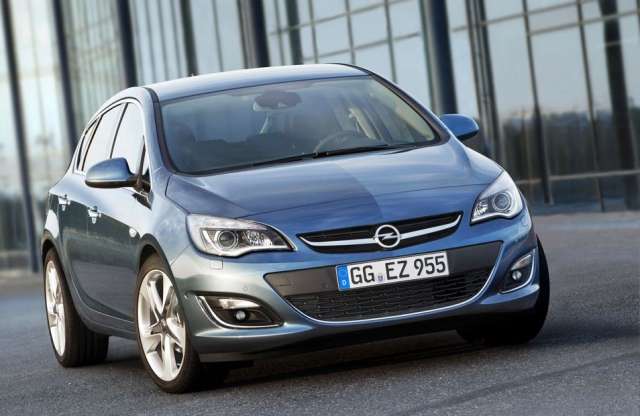 Új arcot ölt és dízellel erősít az Opel Astra