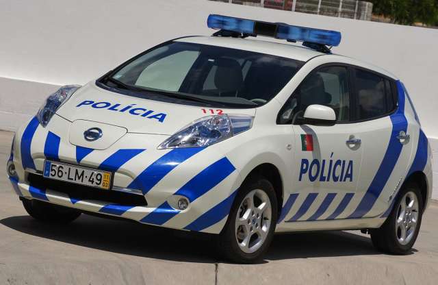 Nissan Leafekkel erősít a portugál rendőrség