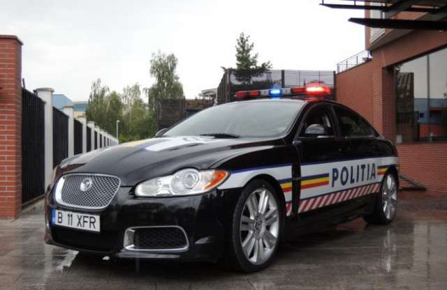 Fél évig szolgál egy Jaguar XFR a román zsaruknál