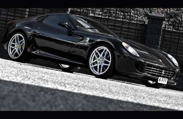 Kahn Design tuningcsomag a már leváltott Ferrari 599 GTB-hez