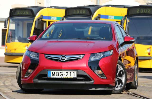 Opel Ampera E-Pioneer teszt