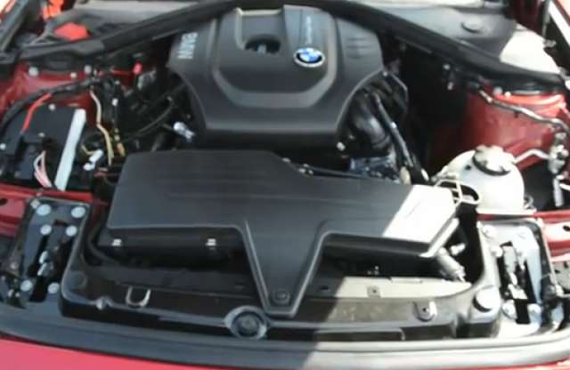 Gyári próbán a BMW 1,5 literes, 180 lóerős motorja