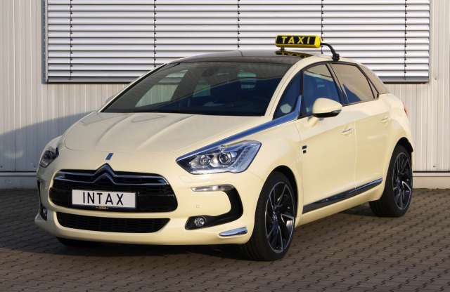 Jövő héten mutatkozik be a Citroën DS5 profi taxiváltozata