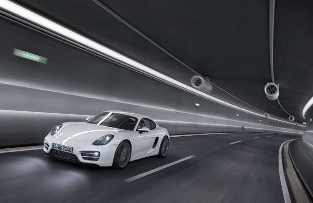 Könnyebb, alacsonyabb és agilisebb is a harmadik generációs Porsche Cayman