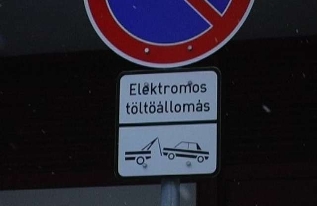 Miskolc az ország legzöldebb városa kíván lenni, ingyen parkoltatja a villanyautókat
