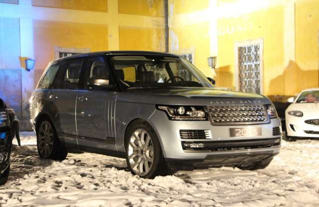 Luxusabb, mint valaha, és ugyanannyira terepjáró, mint eddig - 28 milliótól adják az új Range Rovert